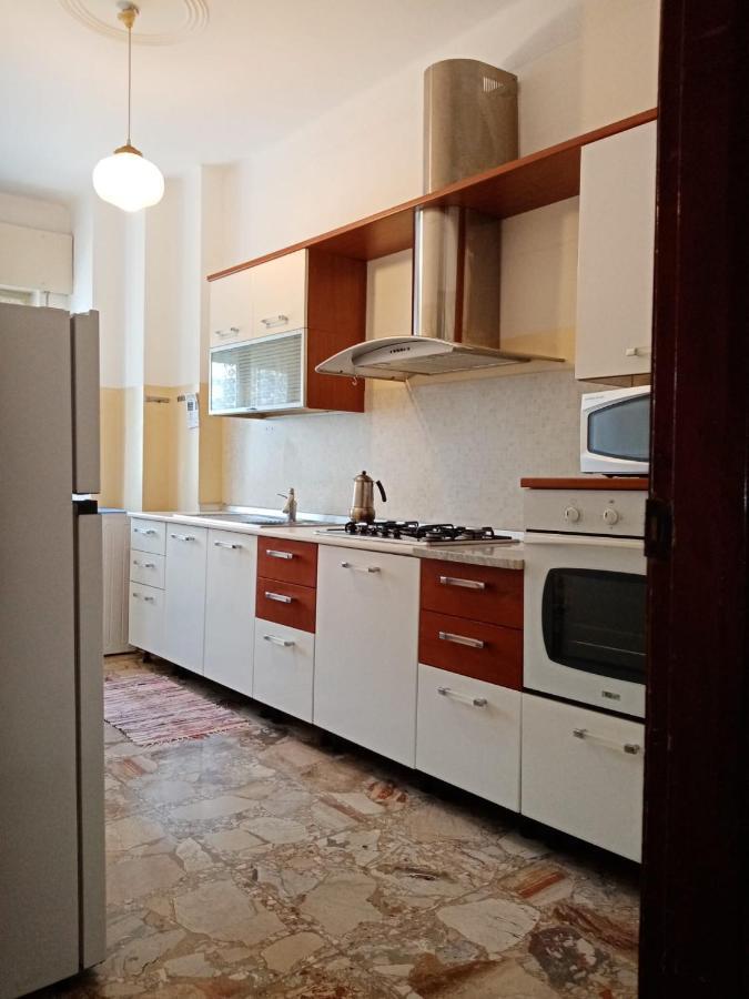 Casa Vacanza! A 50M Dal Mare! Bordighera Exterior photo